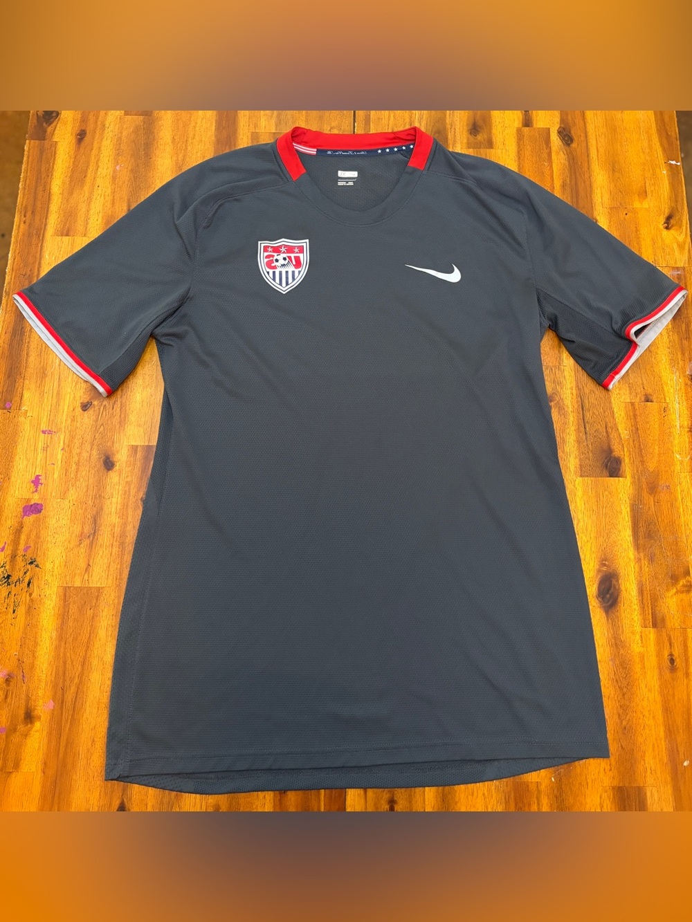Nike Men’s Dark Gray USA Soccer Training Jersey with Red Trim